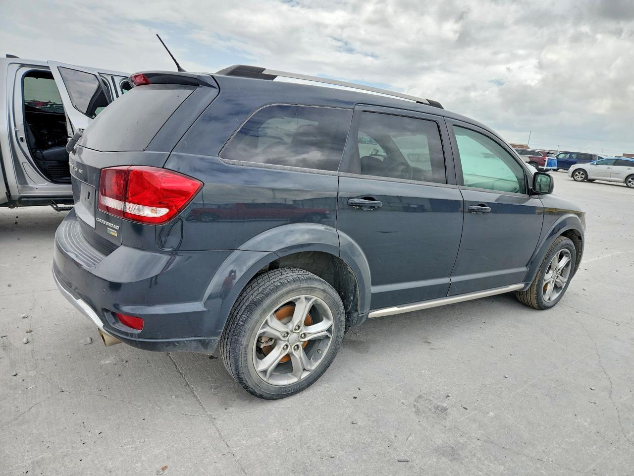 2017 Dodge Journey Crossroad - Фото 3