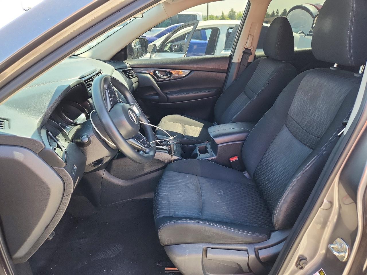 2017 Nissan Rogue S - Image 7