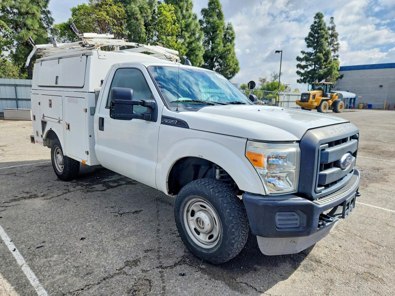 2013 Ford F350 Super Duty Utility / Service Truck - Фото 4