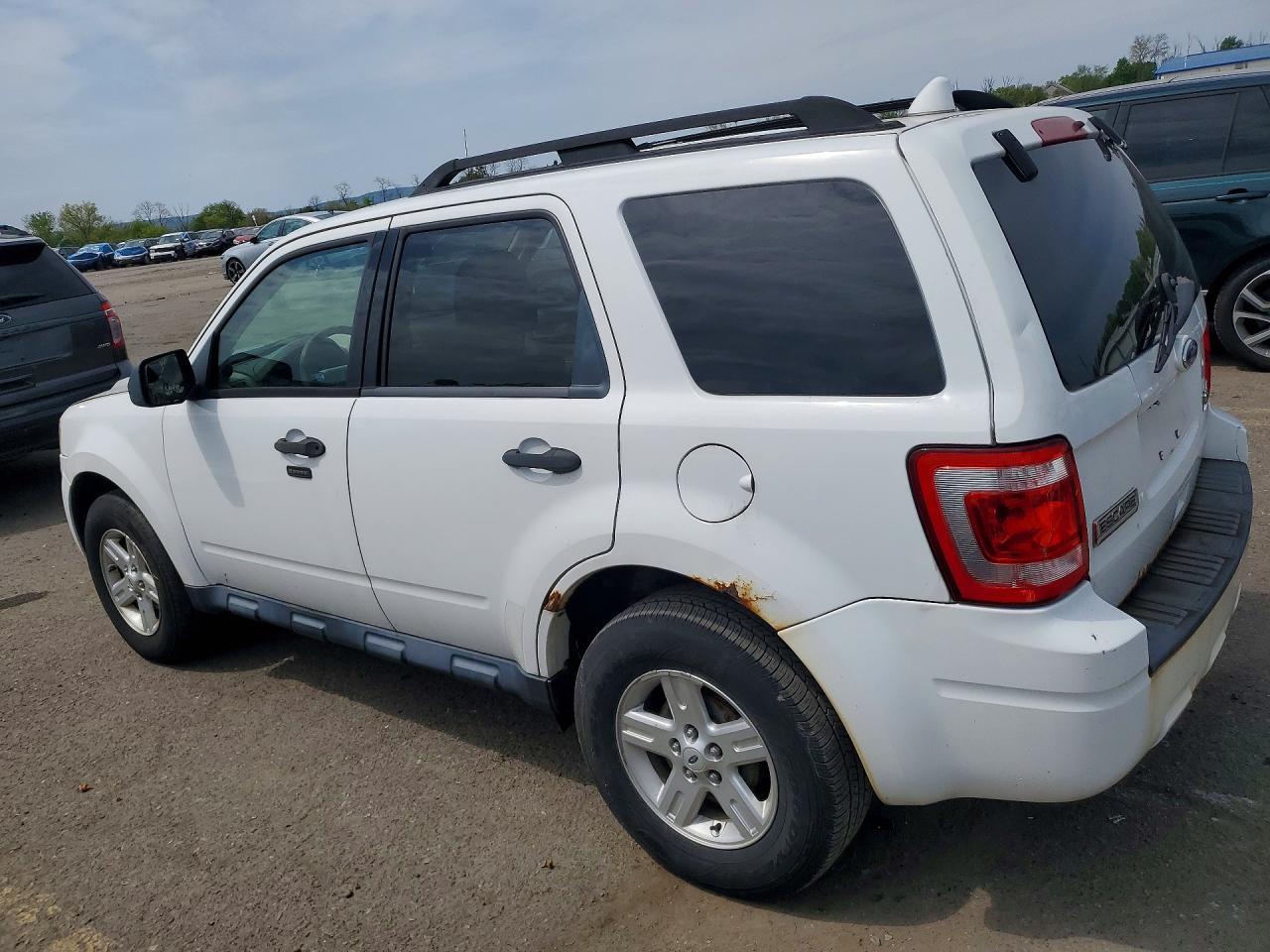 2010 Ford Escape Hybrid - Image 2