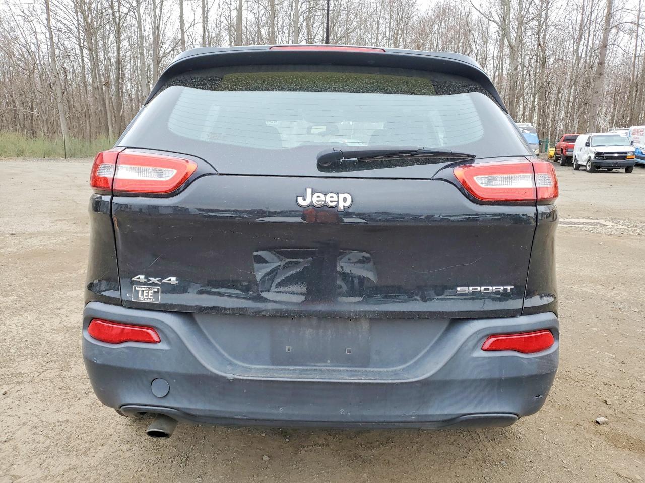 2014 Jeep Cherokee Sport - Image 6