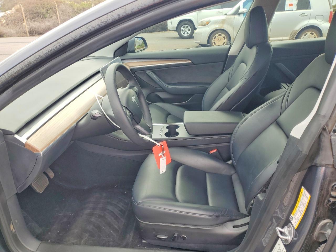 2023 Tesla Model 3 - Фото 7
