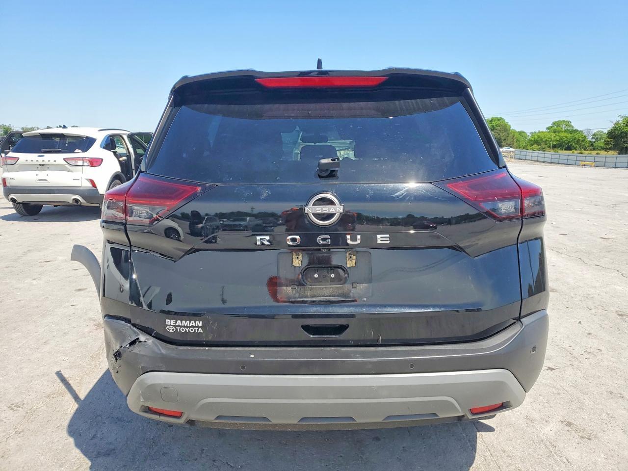 2022 Nissan Rogue S - Image 6