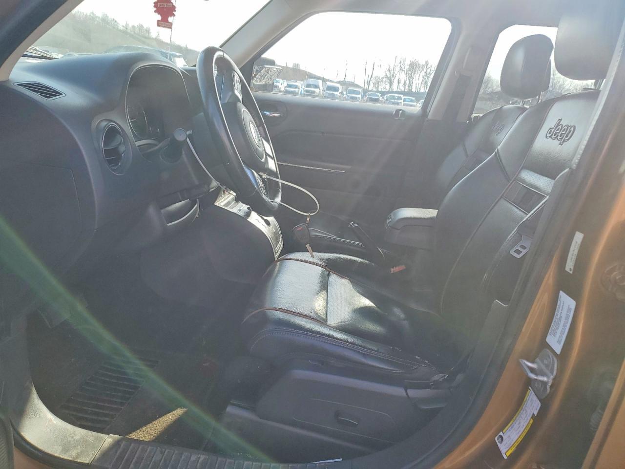 2011 Jeep Patriot Latitude - Фото 7
