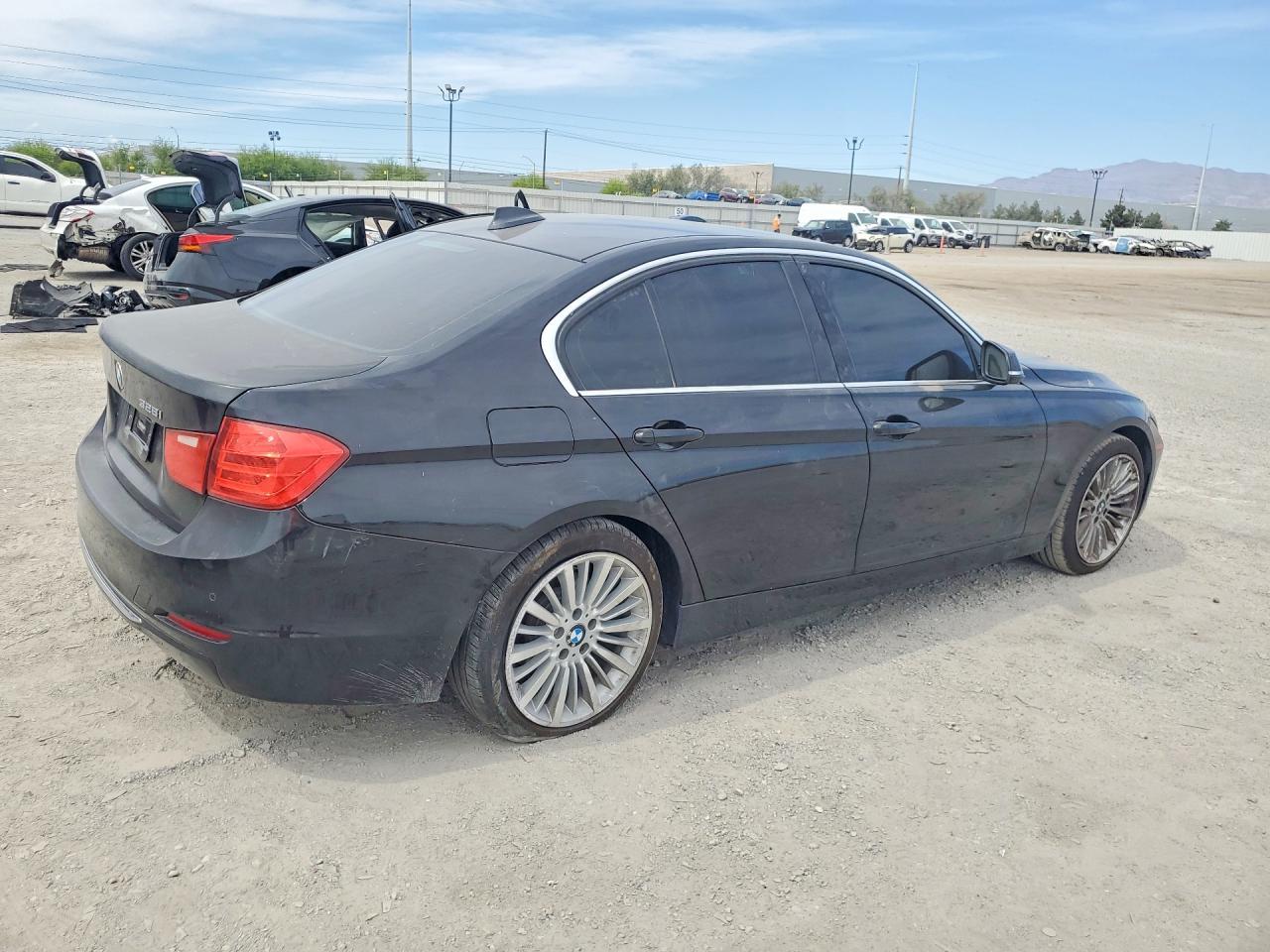 2012 BMW 328 I Sulev - Image 3