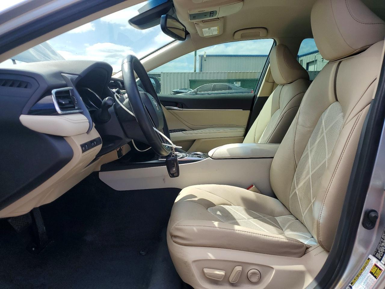 2018 Toyota Camry Xle - Image 7