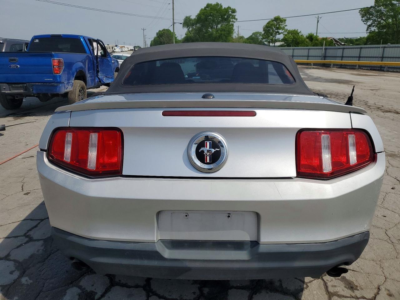 2011 Ford Mustang - Фото 6