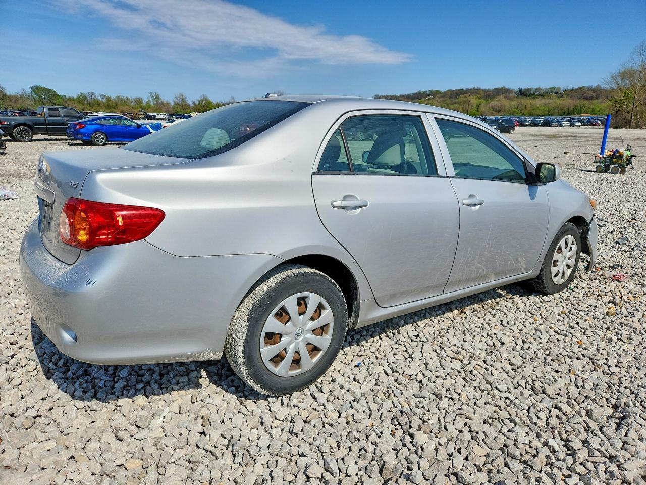 2009 Toyota Corolla Le - Фото 3