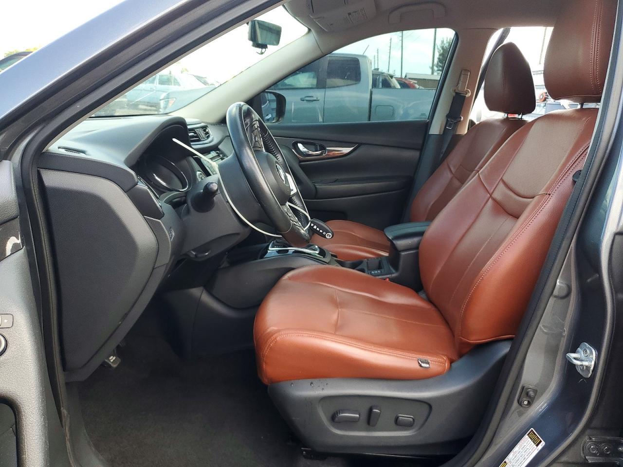 2018 Nissan Rogue - Image 7