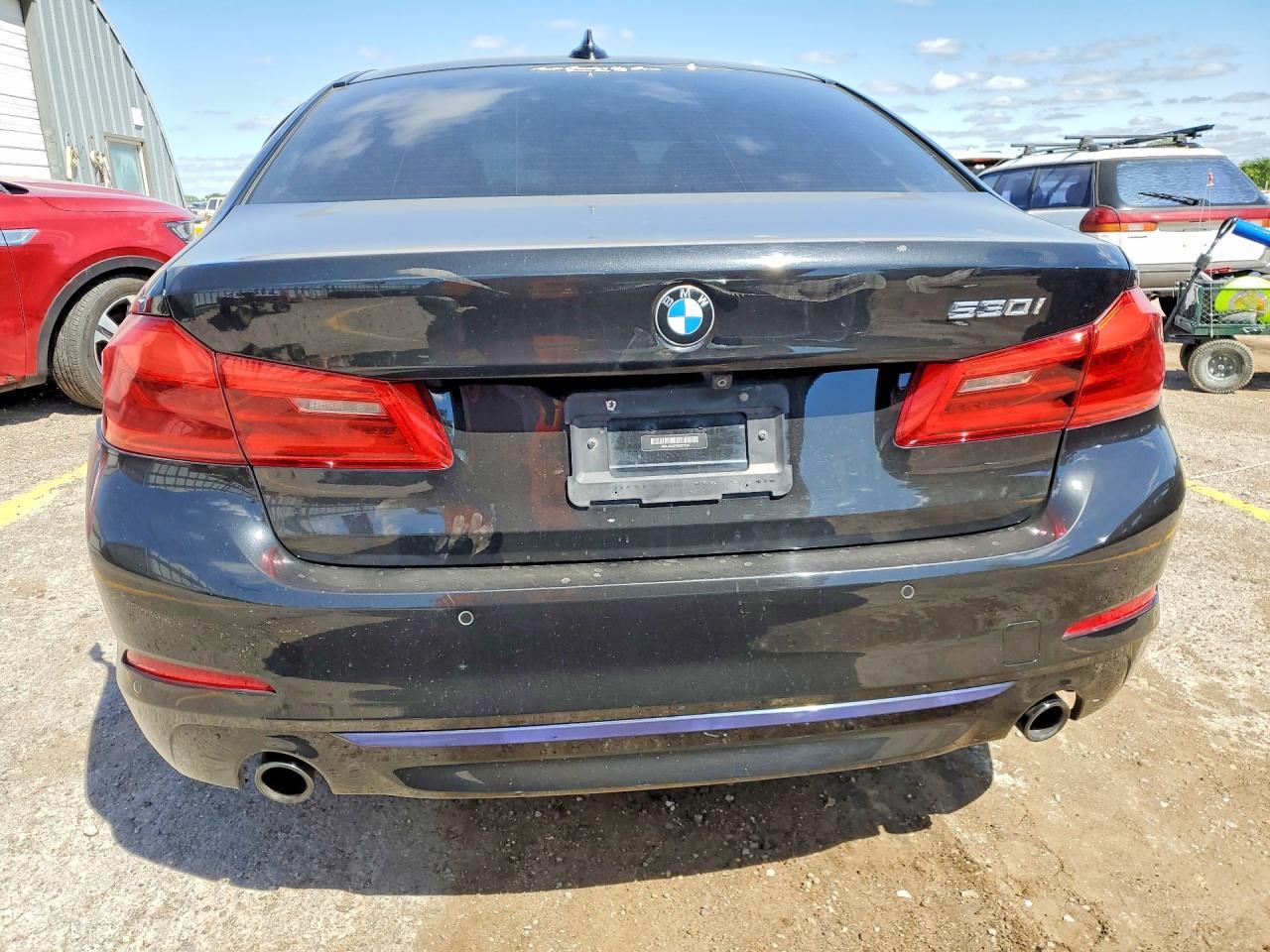 2019 BMW 530 I - Фото 6