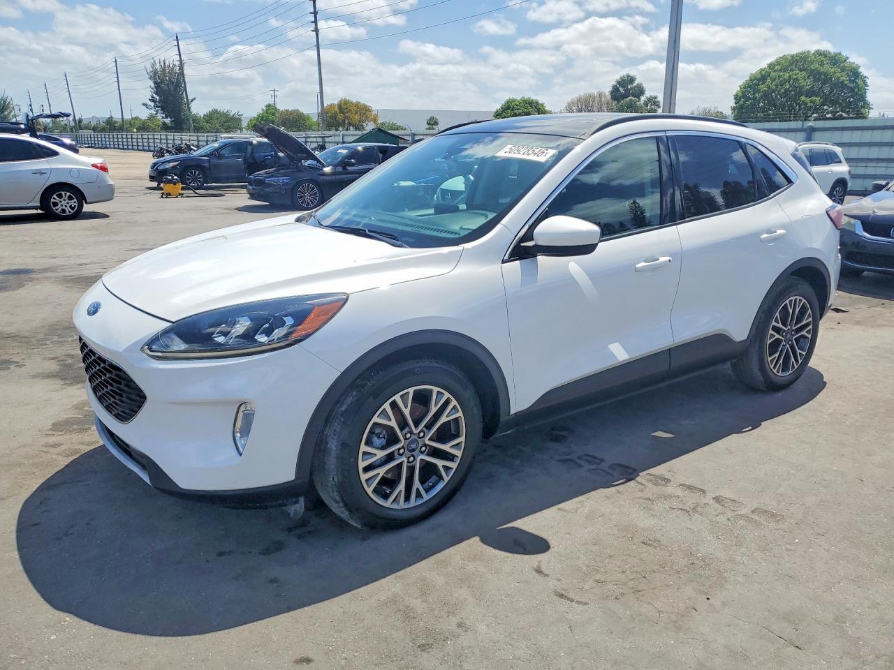 2020 Ford Escape Sel