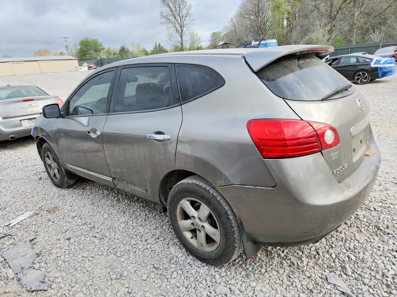 2012 Nissan Rogue S - Фото 2