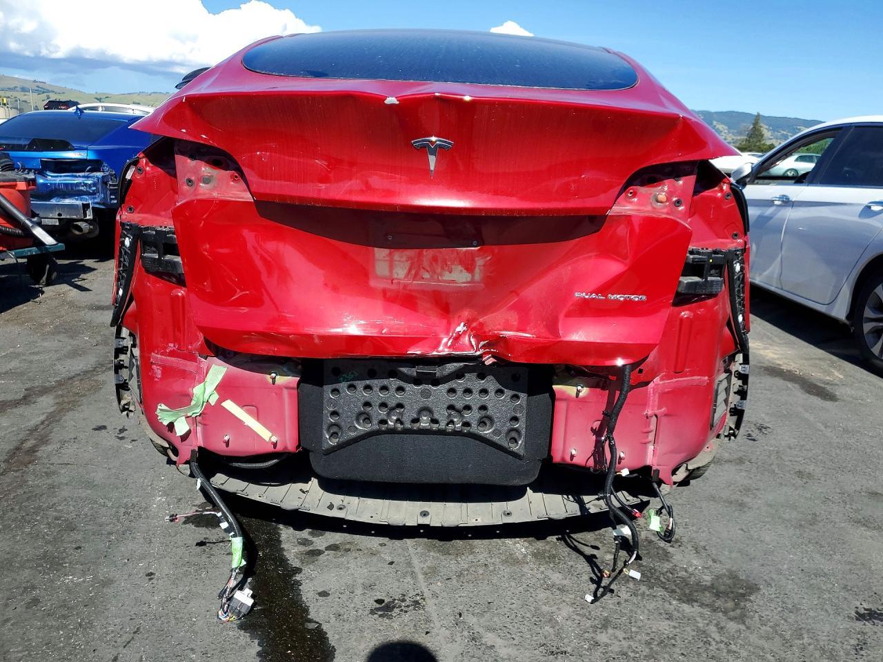 2022 Tesla Model Y - Фото 6