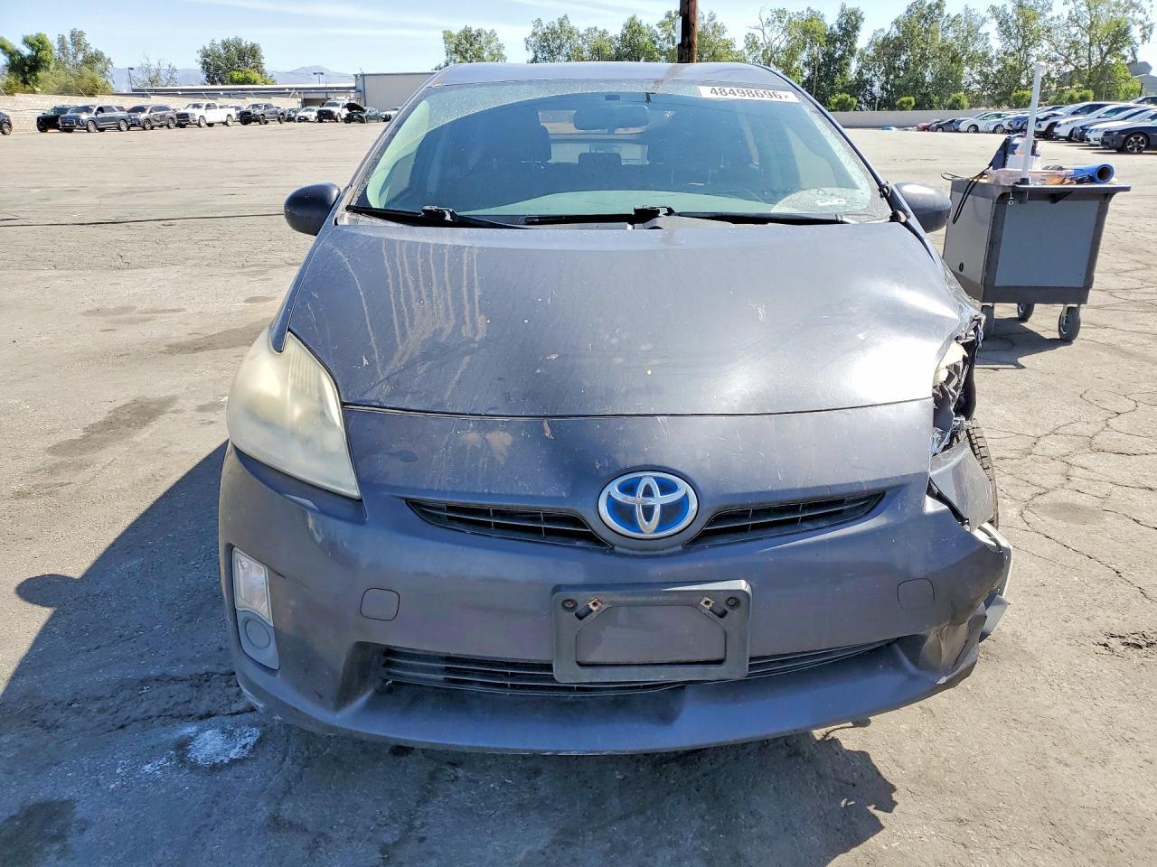 2011 Toyota Prius Two - Image 5