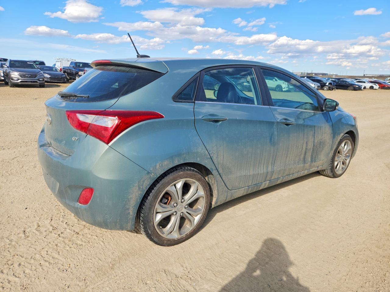 2013 Hyundai Elantra Gt Base - Image 3