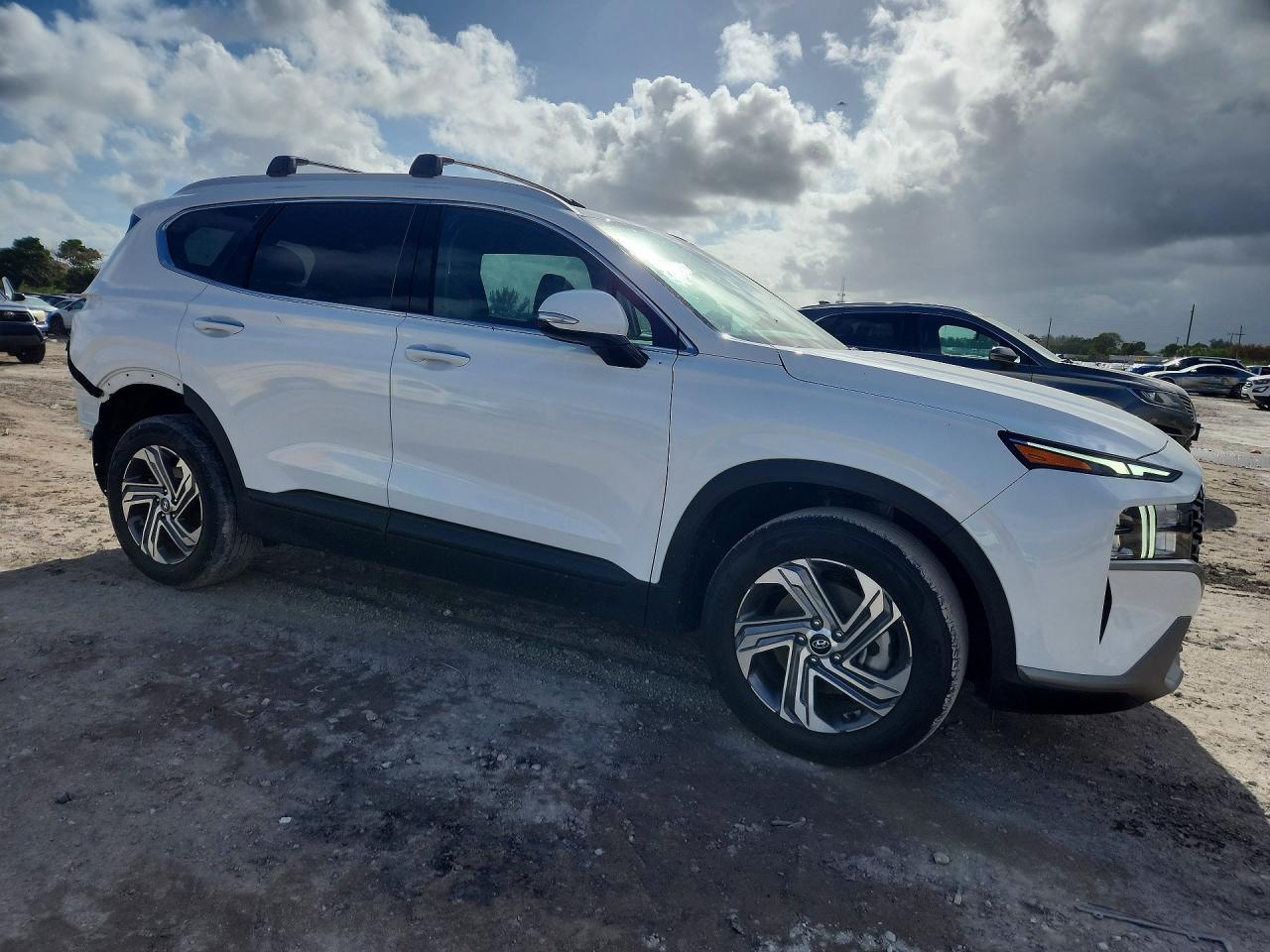 2023 Hyundai Santa Fe Sel - Image 4