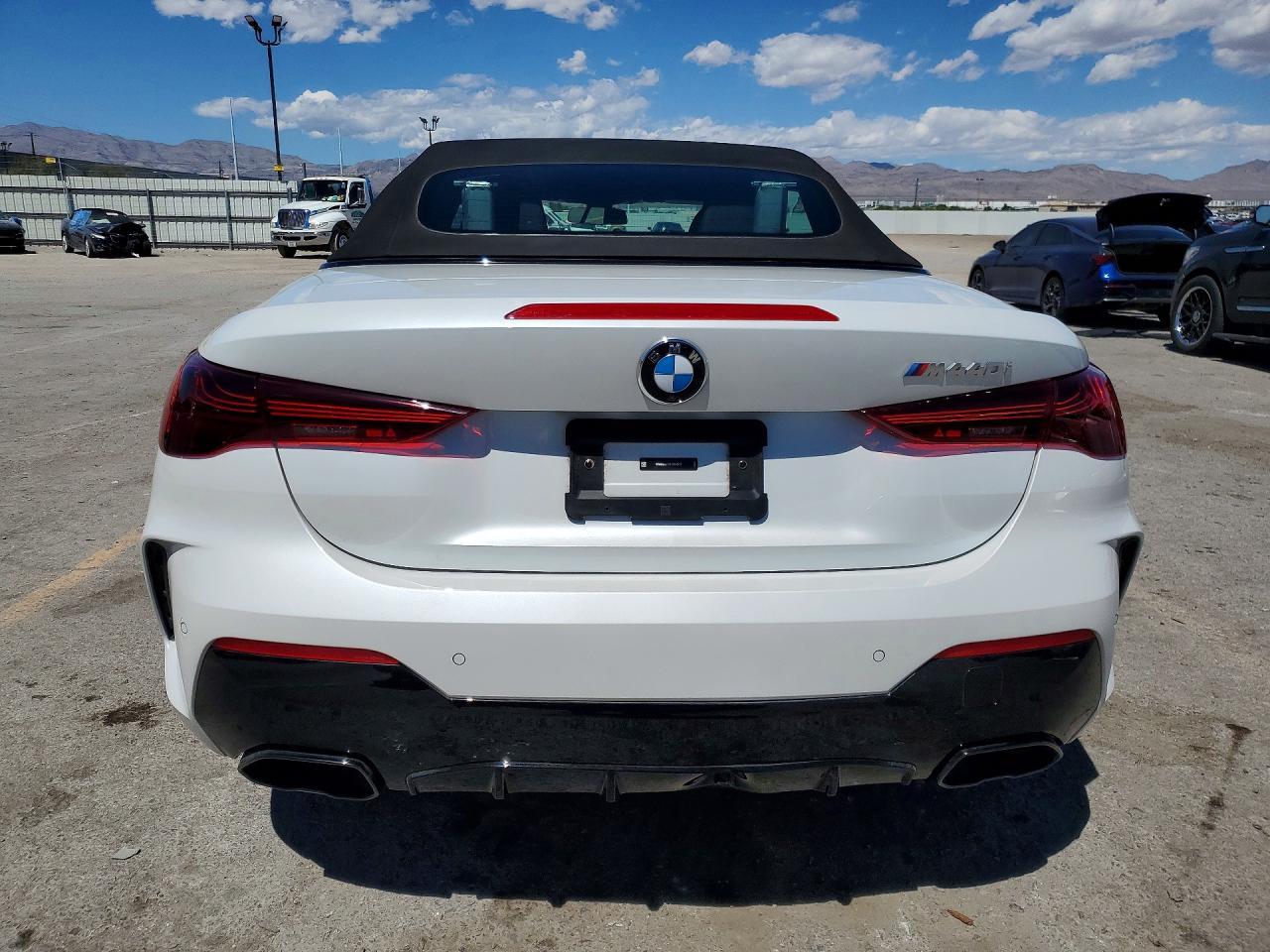 2026 BMW M440I - Image 6