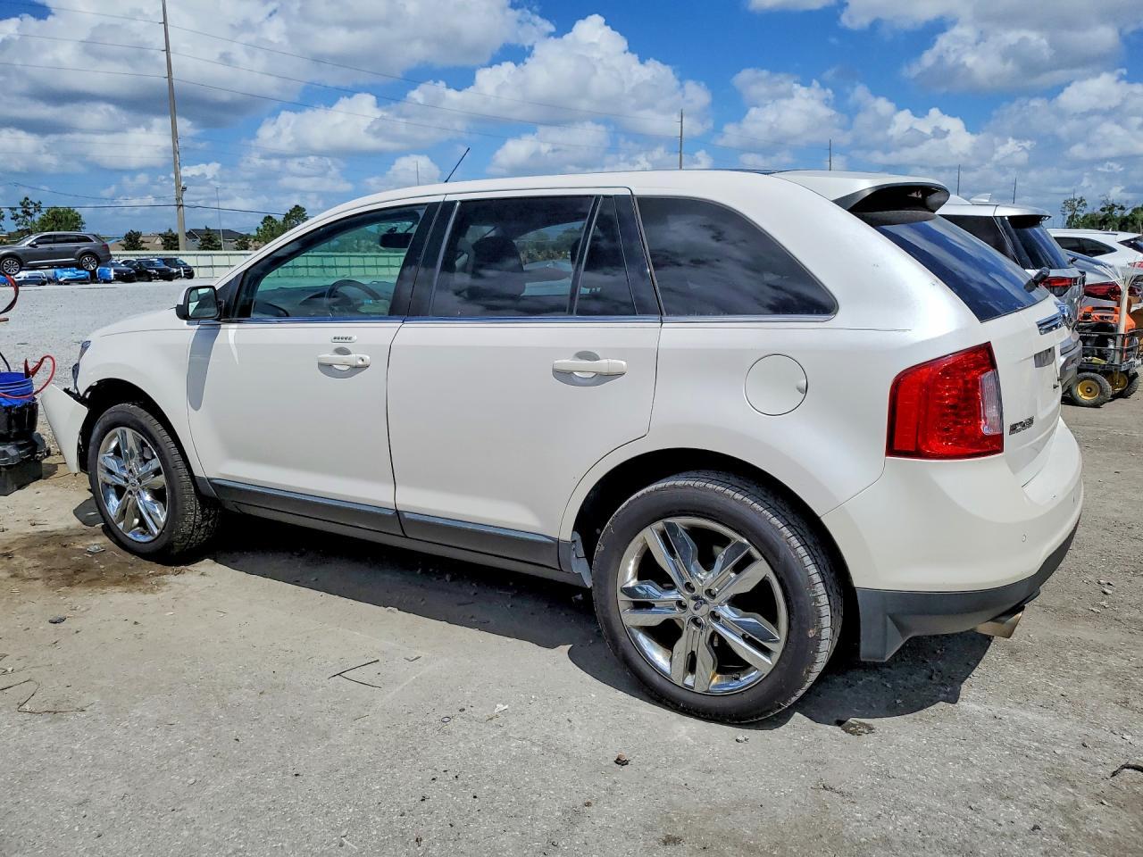 2013 Ford Edge Limited - Image 2