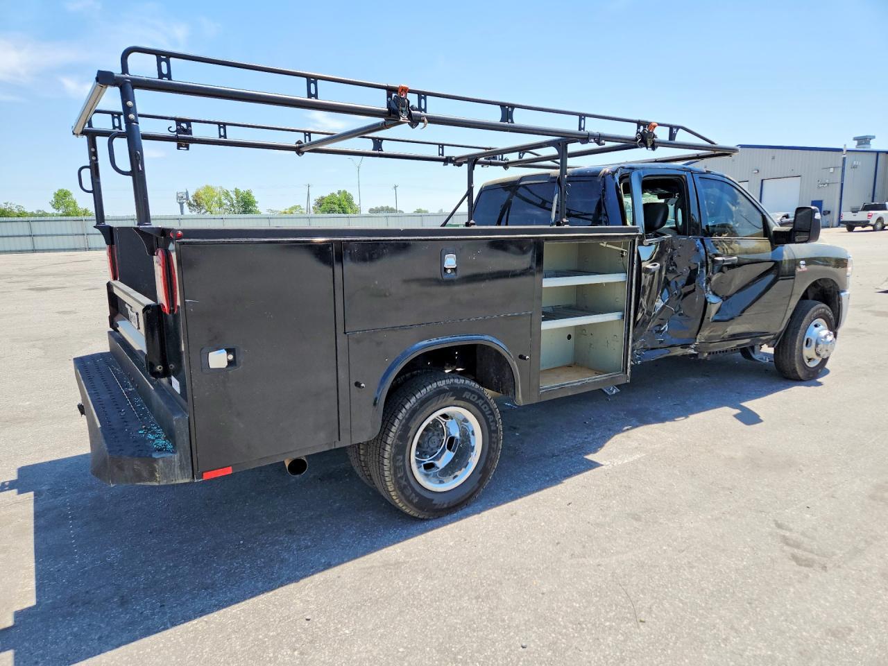 2024 Ram 3500 - Фото 3