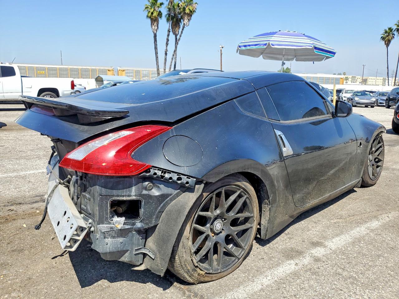 2017 Nissan 370Z Base - Фото 3
