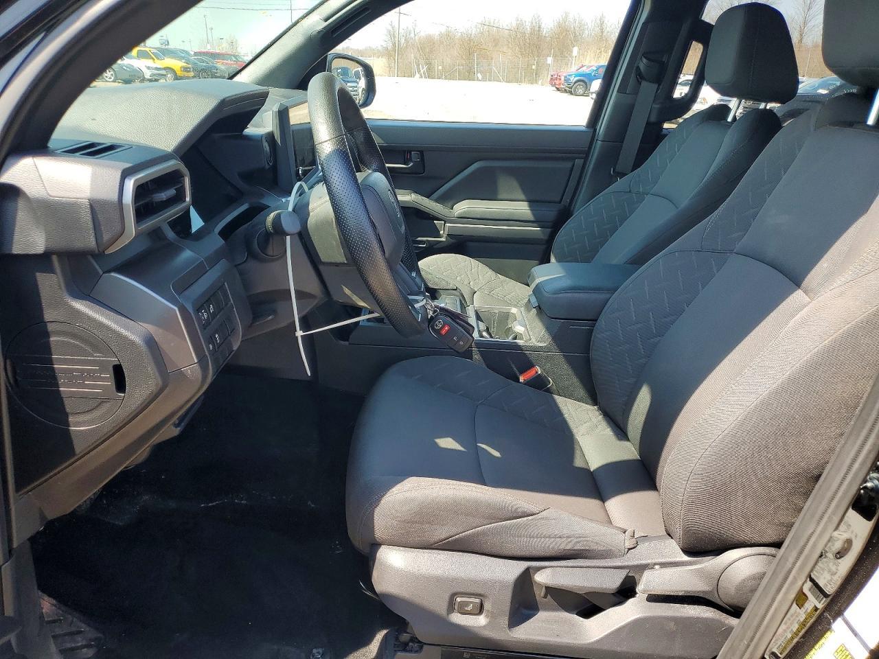 2025 Toyota Tacoma Sr5 - Image 7