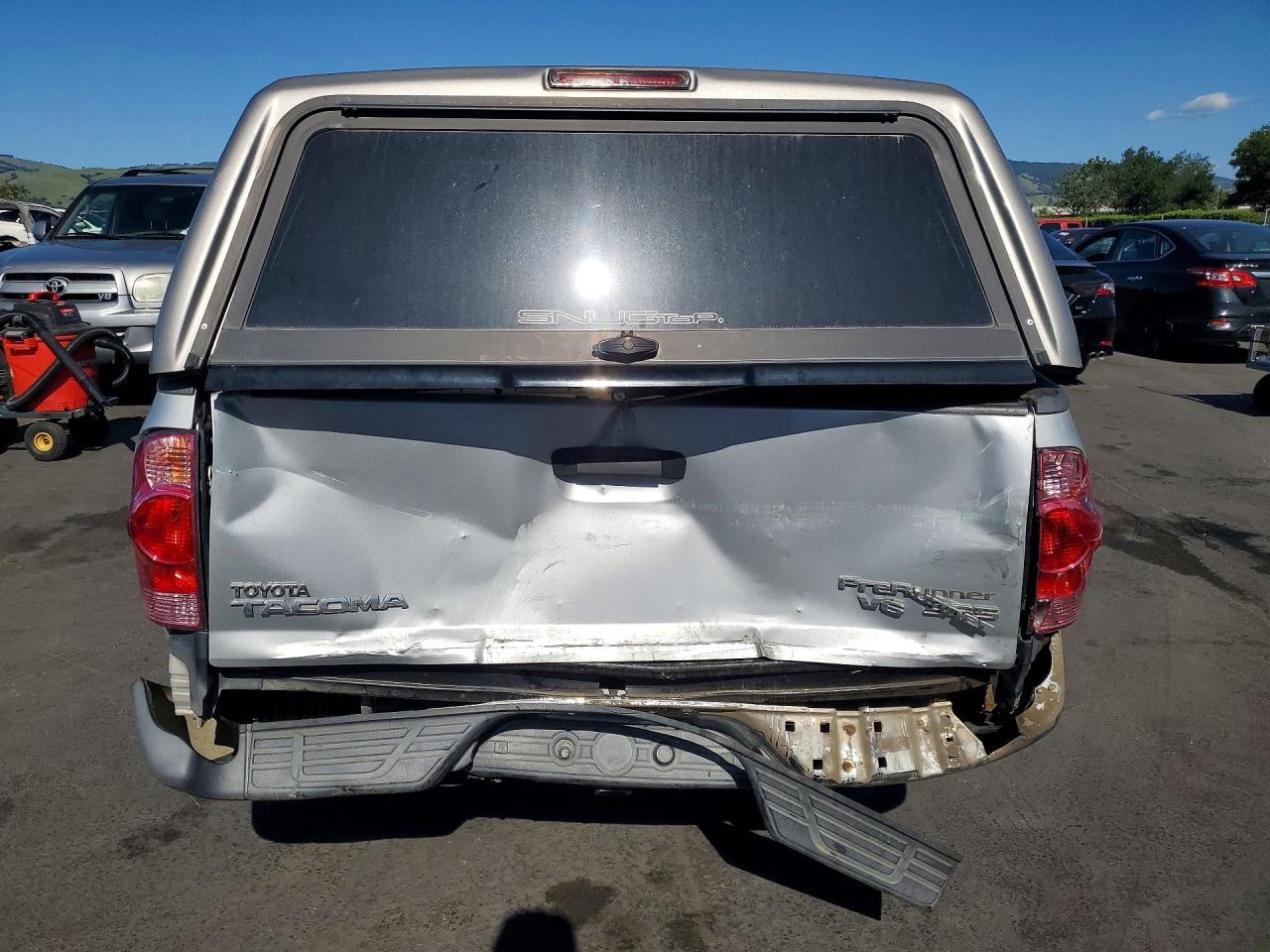 2005 Toyota Tacoma - Фото 6