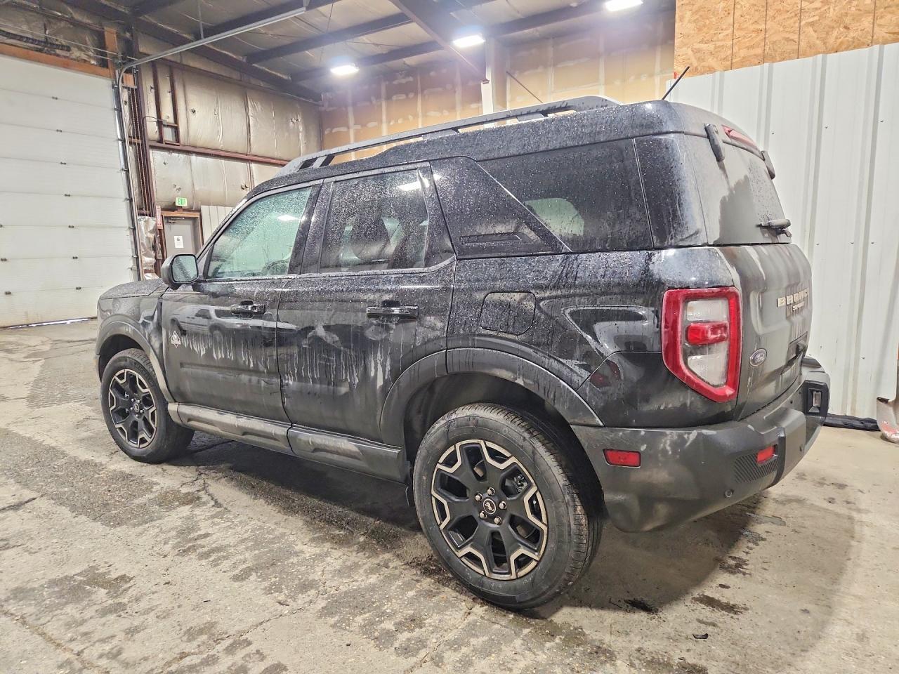 2025 Ford Bronco Sport Outer Banks - Image 2