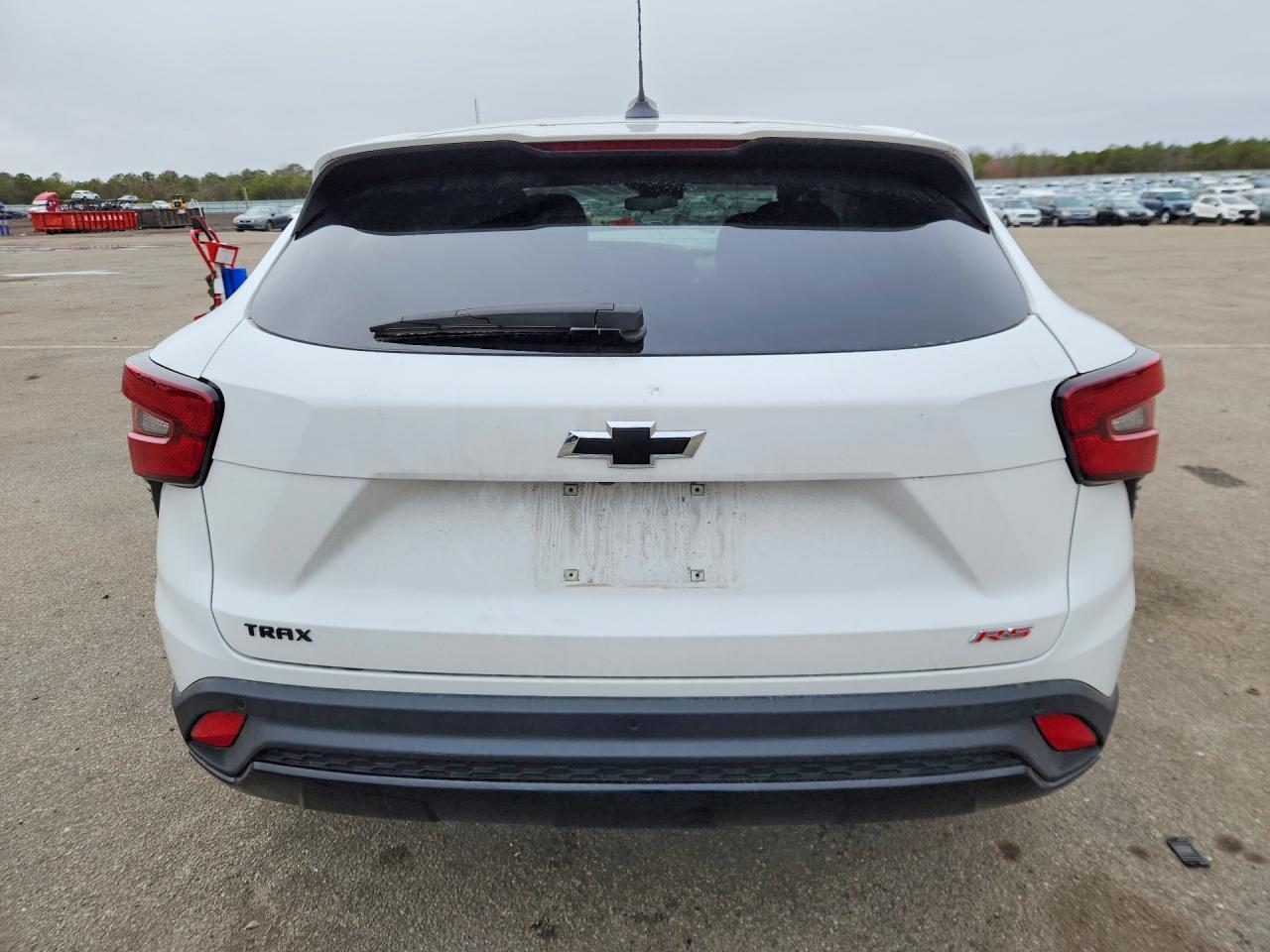 2025 Chevrolet Trax 1Rs - Фото 6