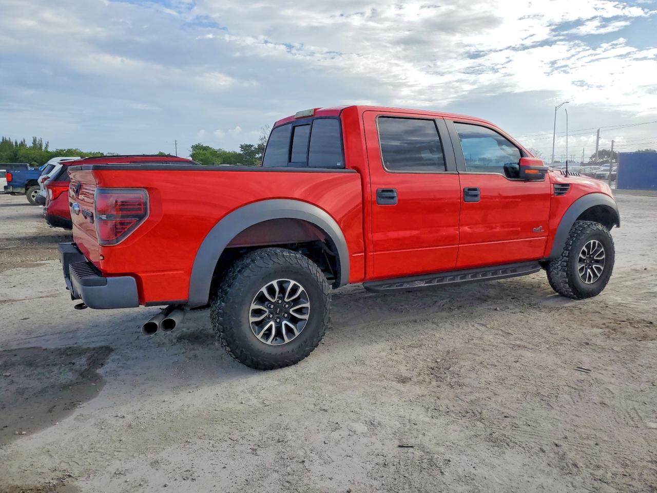 2014 Ford F150 Svt Raptor - Image 3