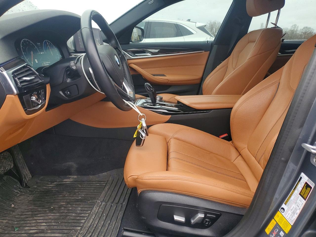 2019 BMW 530Xe - Фото 7