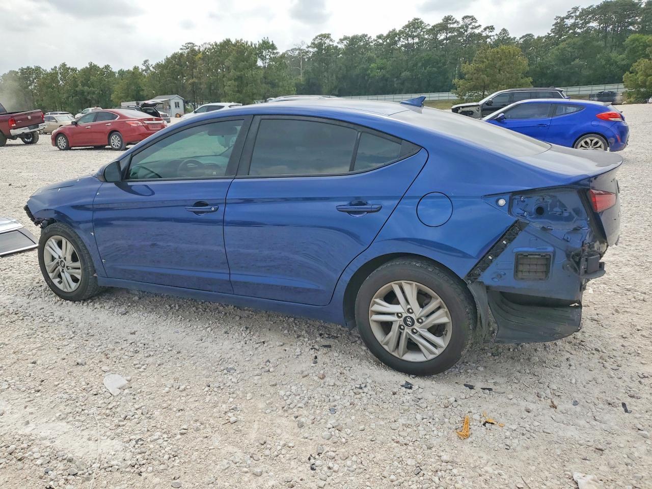 2020 Hyundai Elantra Sel - Фото 2
