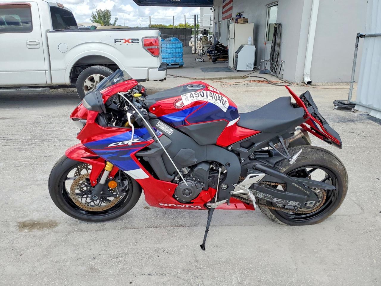 2022 Honda Cbr1000 Rr - Фото 3