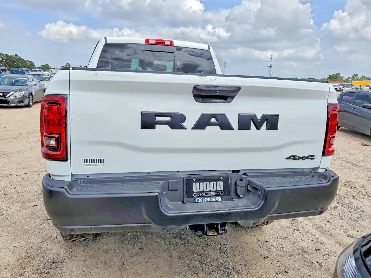 2026 Ram 2500 Tradesman - Фото 6