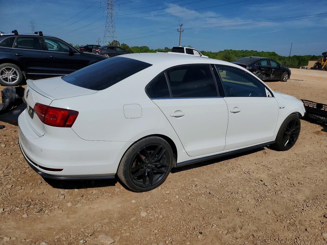 2017 Volkswagen Jetta Gli - Фото 3