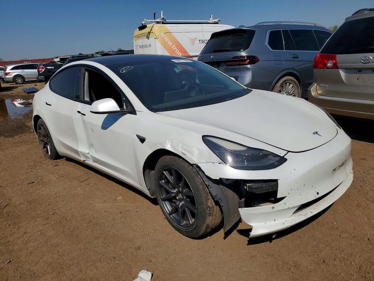 2021 Tesla Model 3 - Фото 4