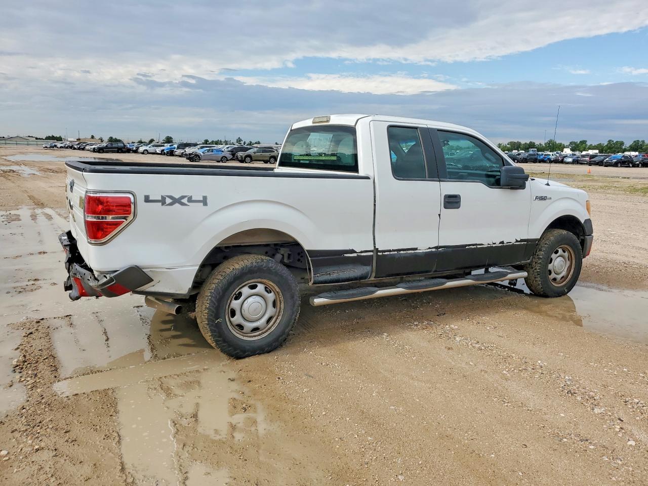2013 Ford F150 Super Cab - Фото 3