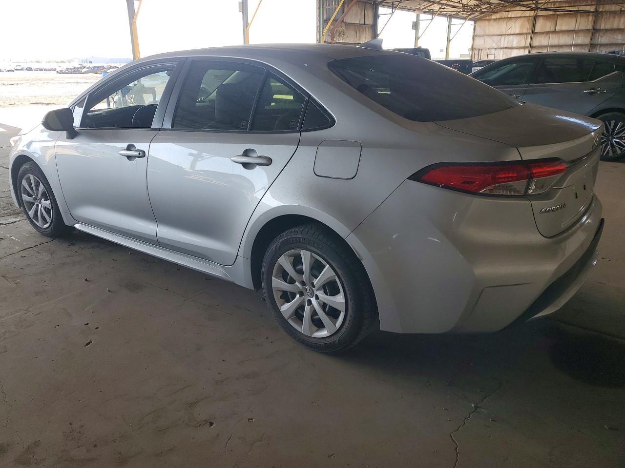 2020 Toyota Corolla Le - Image 2