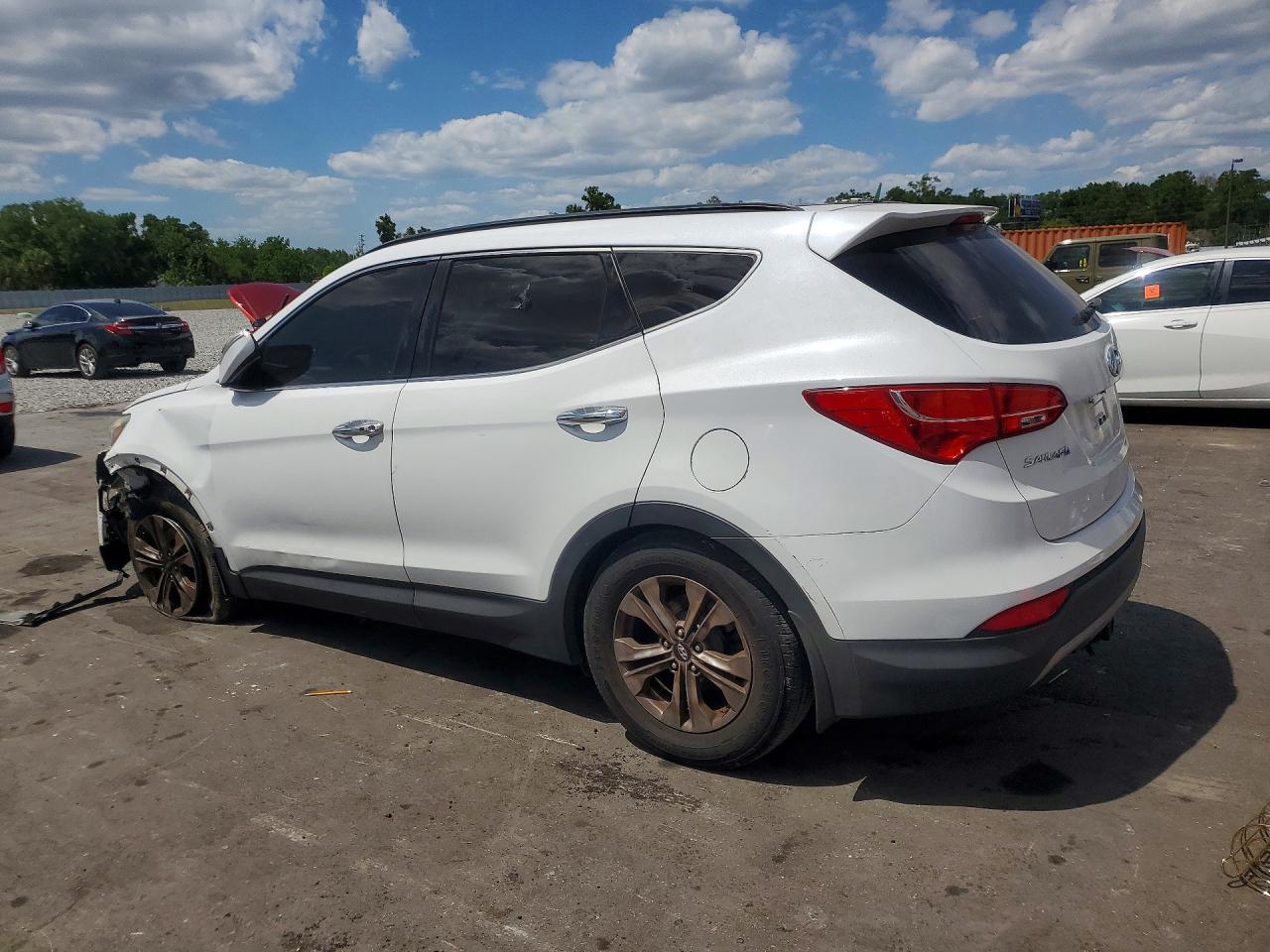 2015 Hyundai Santa Fe Sport 2.4L - Image 2
