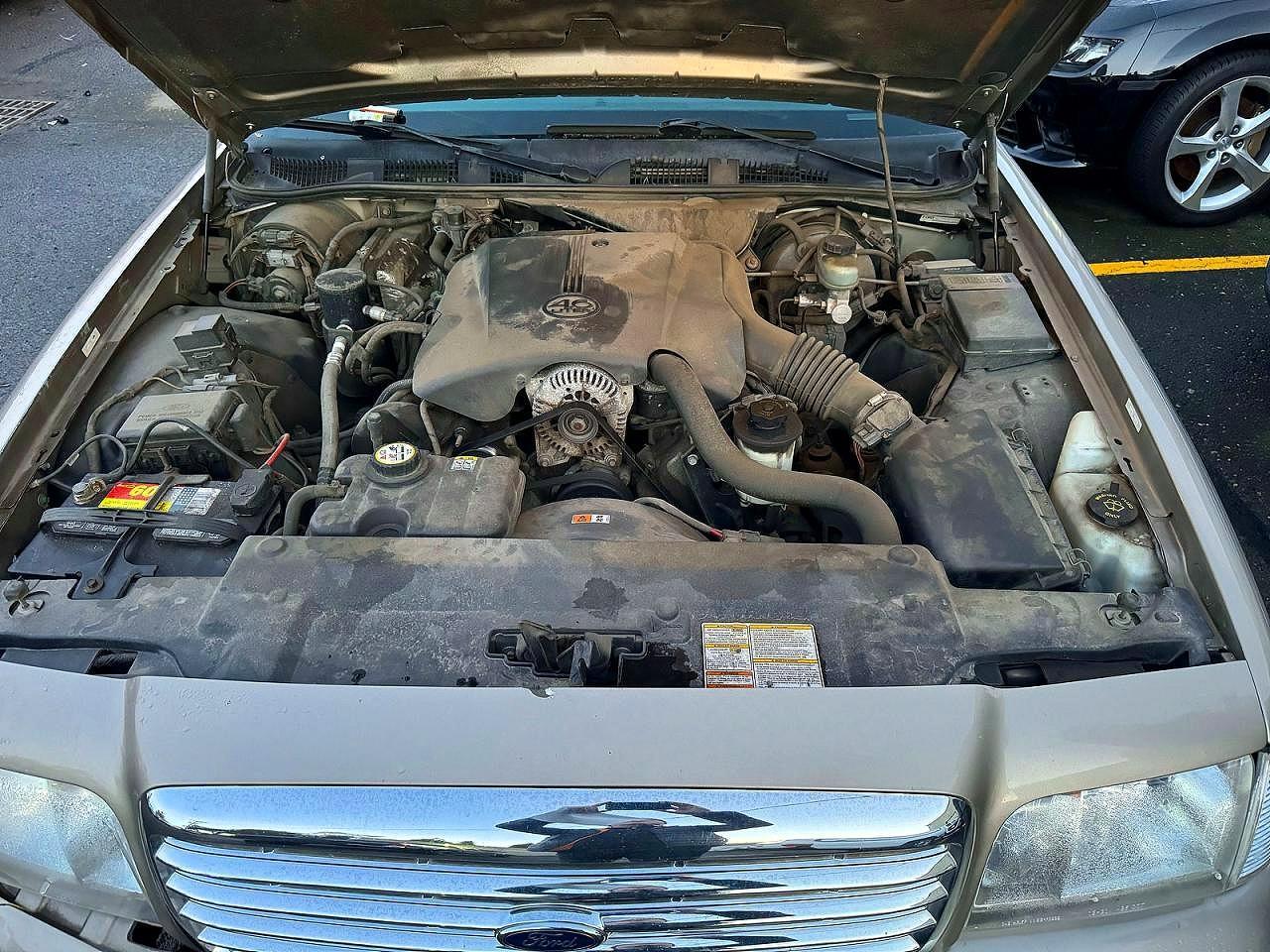 2001 Ford Crown Victoria Lx - Фото 7