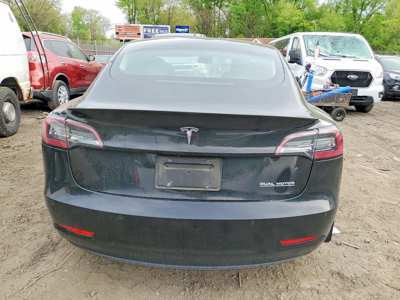 2020 Tesla Model 3 - Фото 6
