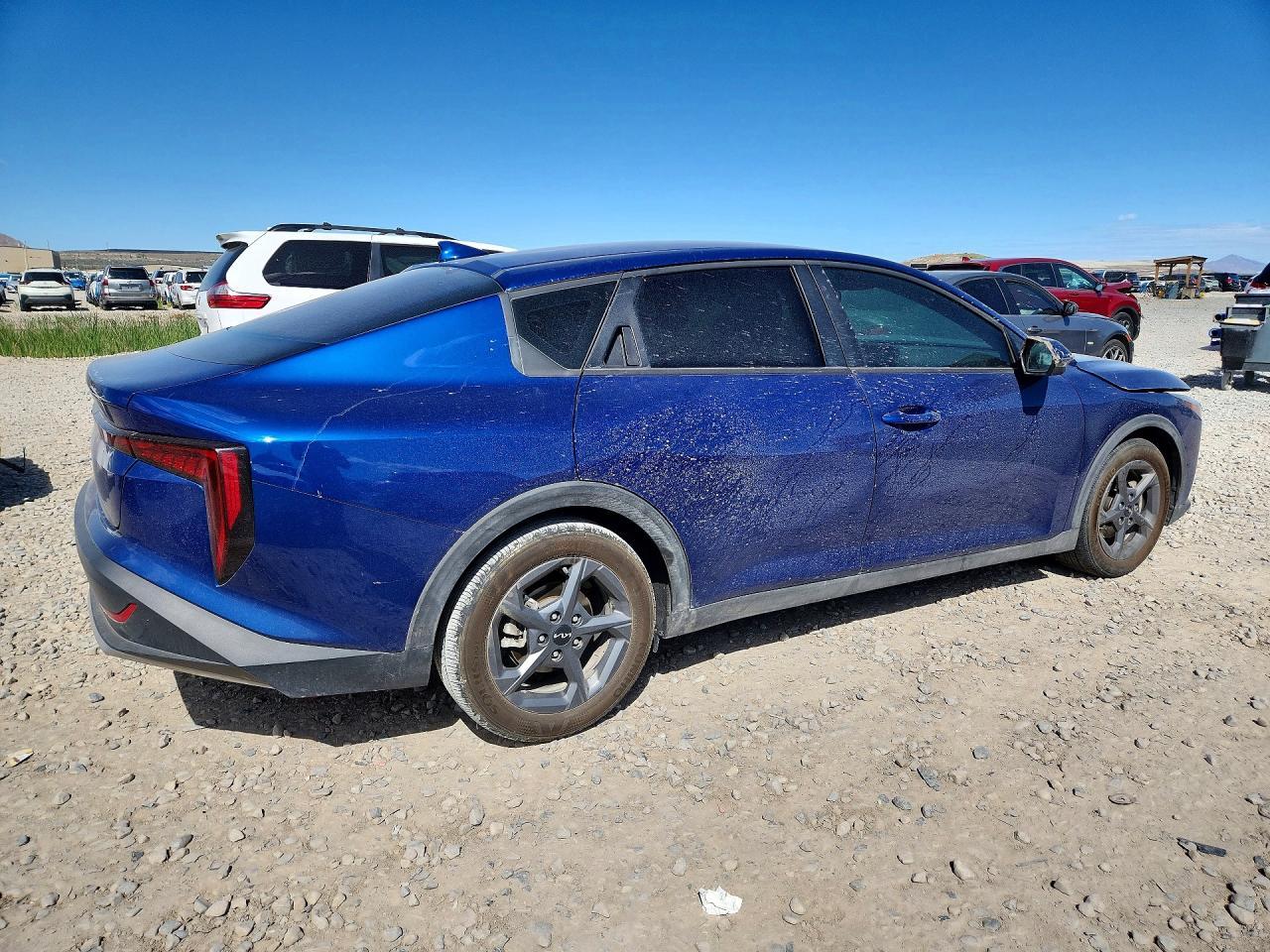 2025 Kia K4 Lxs - Image 3