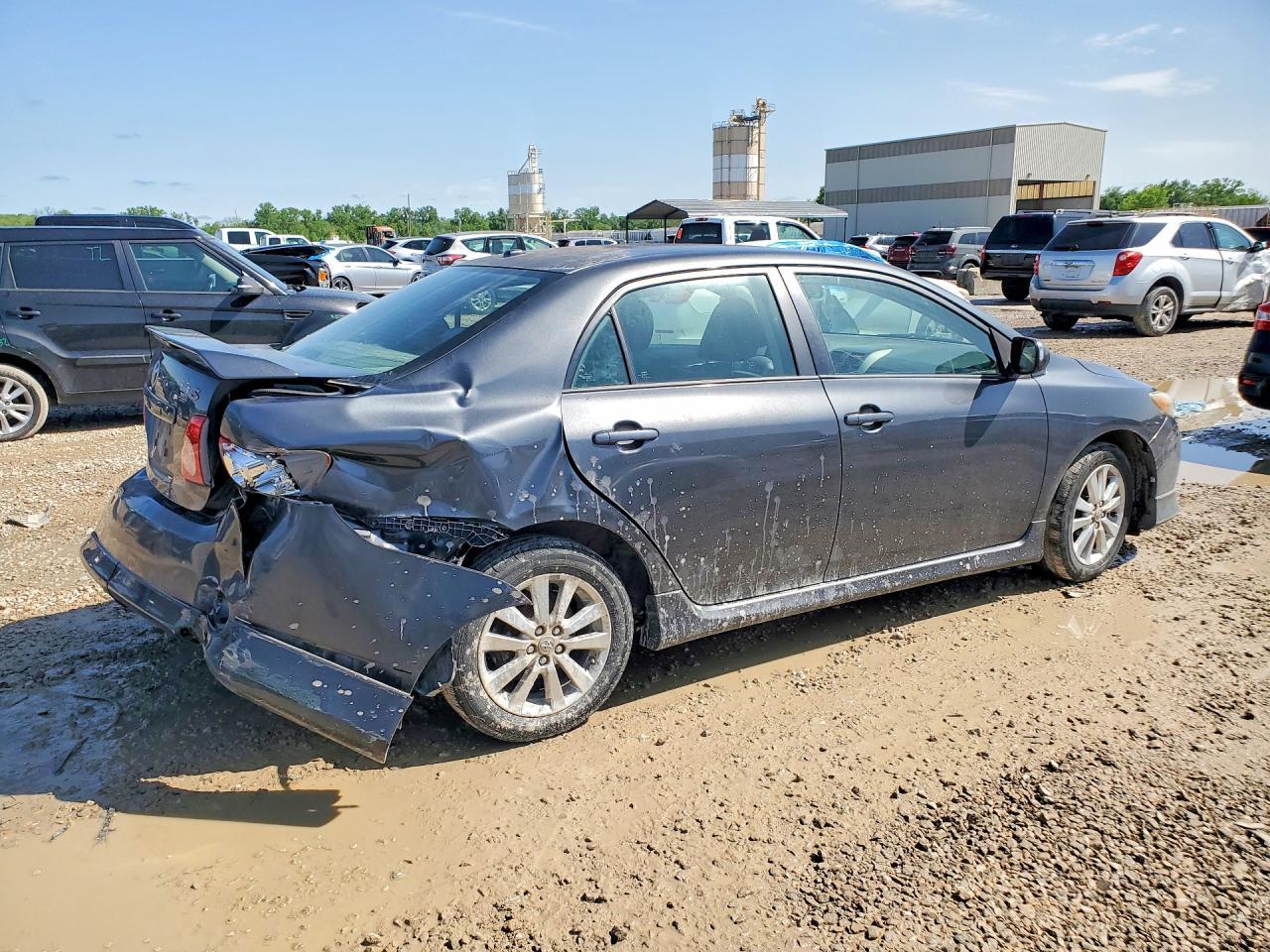 2010 Toyota Corolla S - Фото 3