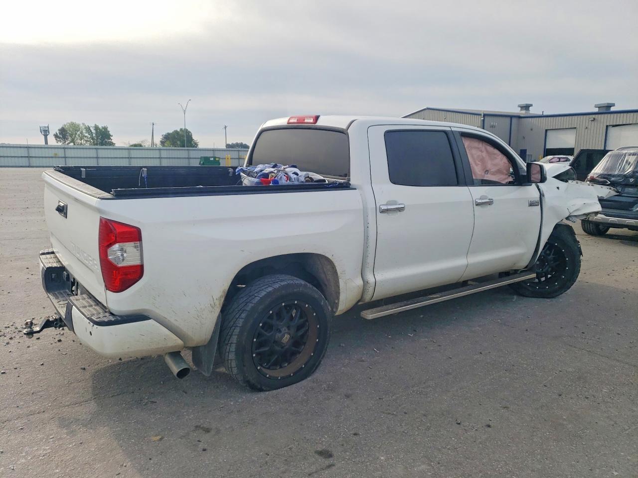 2015 Toyota Tundra Platinum - Фото 3