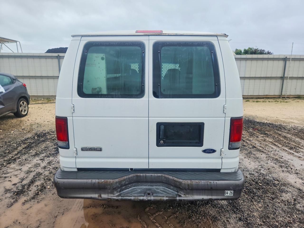2007 Ford Econoline E150 Van - Фото 6