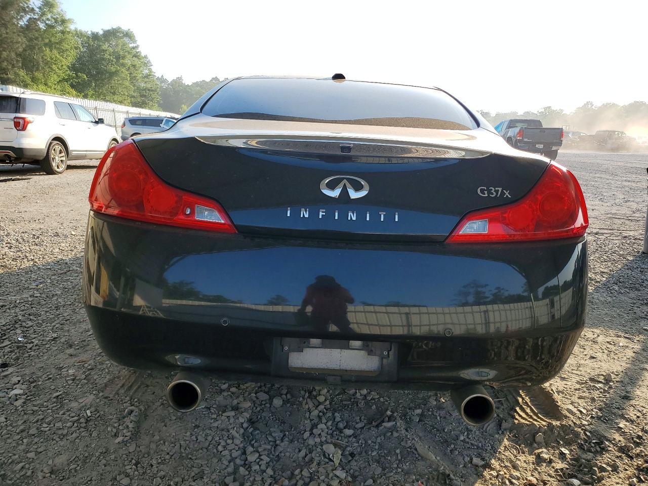 2010 Infiniti G37 Coupe X - Фото 6
