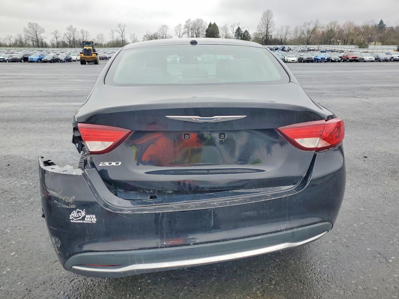 2015 Chrysler 200 Limited - Фото 6