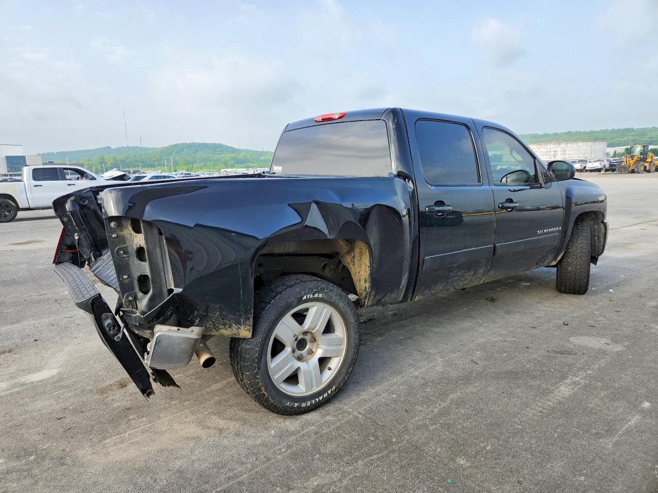 2008 Chevrolet Silverado C1500 - Фото 3