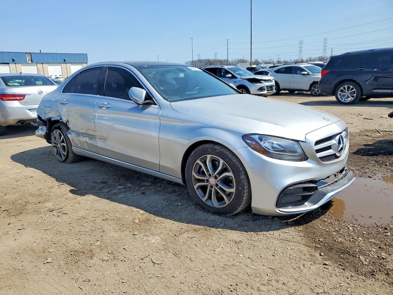 2016 Mercedes-Benz C 300 4Matic - Image 4