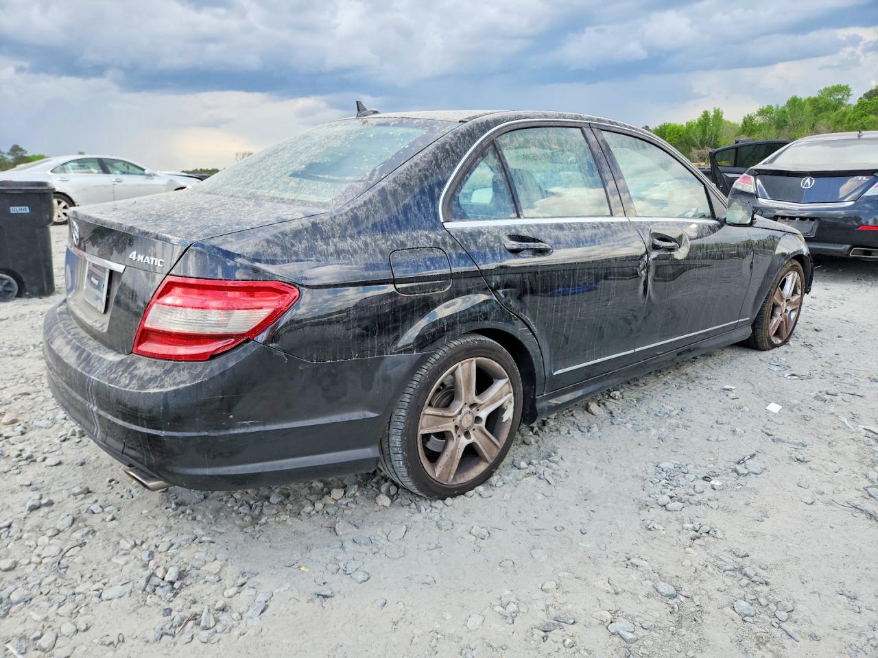 2011 Mercedes Benz C - Фото 3