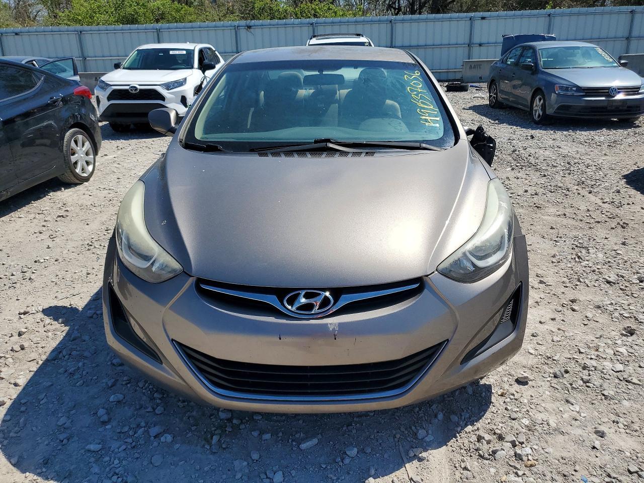 2016 Hyundai Elantra Se - Image 5
